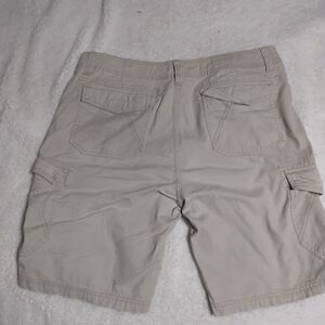 Men's Tan Cargo Shorts